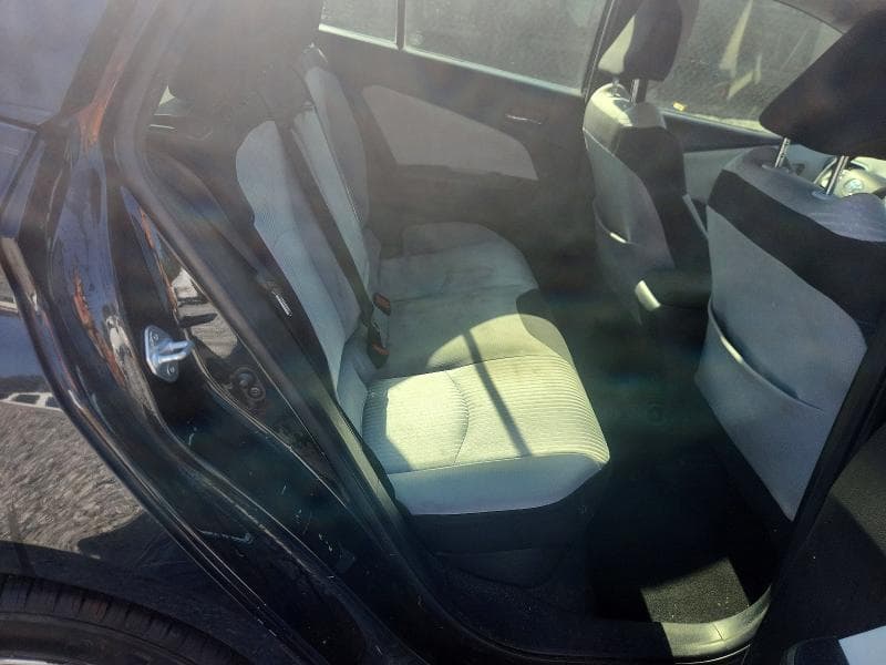 2018 TOYOTA PRIUS THREE 10