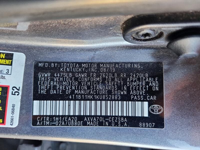 2019 TOYOTA CAMRY SE 12