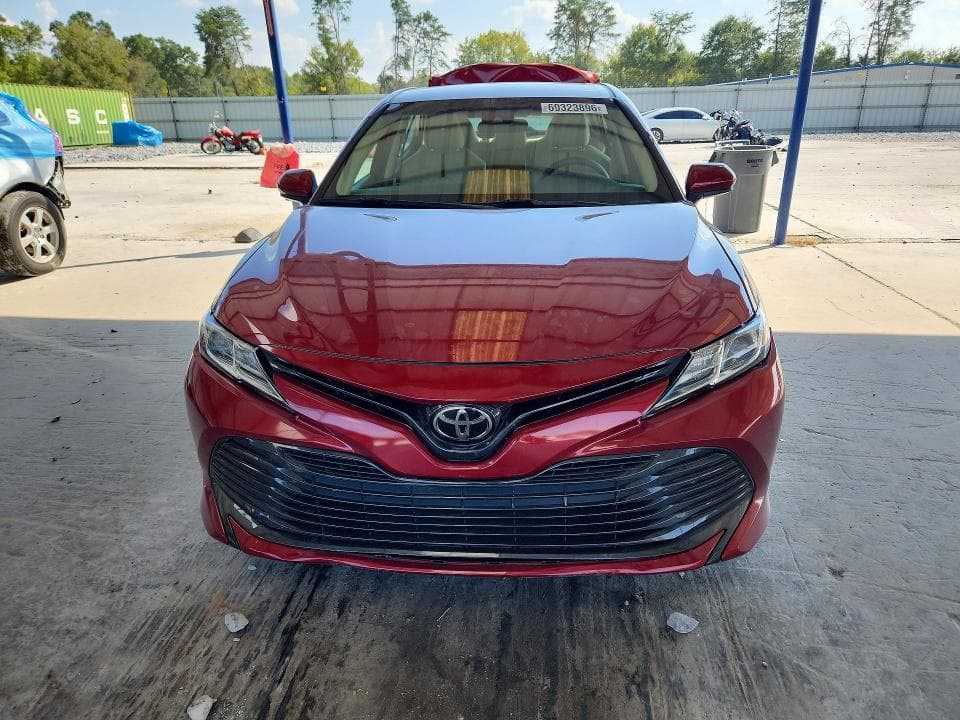 2019 TOYOTA CAMRY LE 5