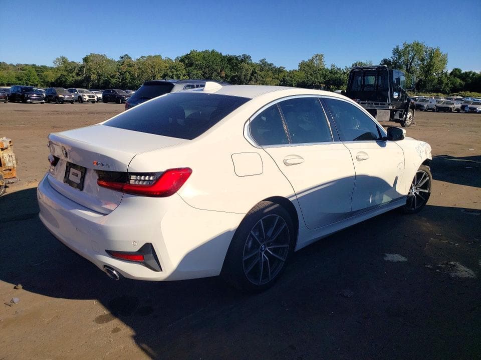 2020 BMW 330XI 3
