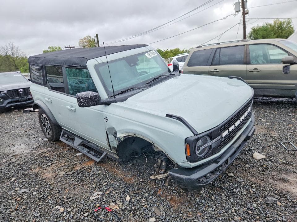 2023 FORD BRONCO BASE 4