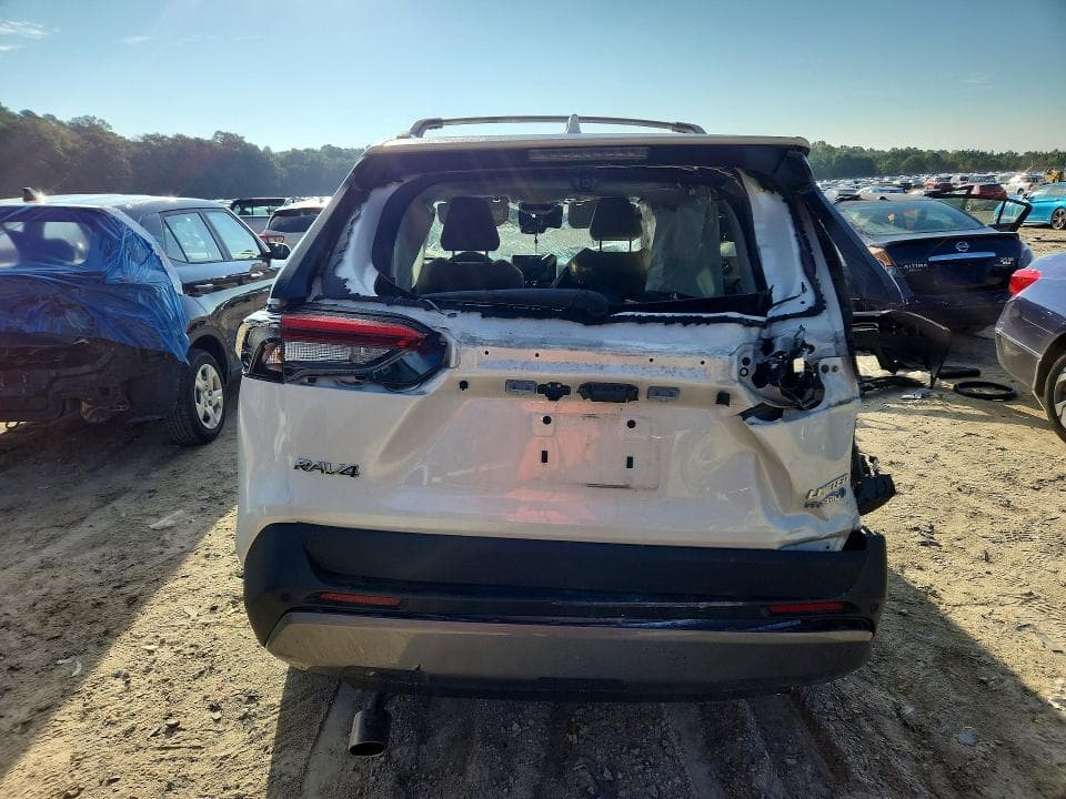 2020 TOYOTA RAV4 LIMITED 6
