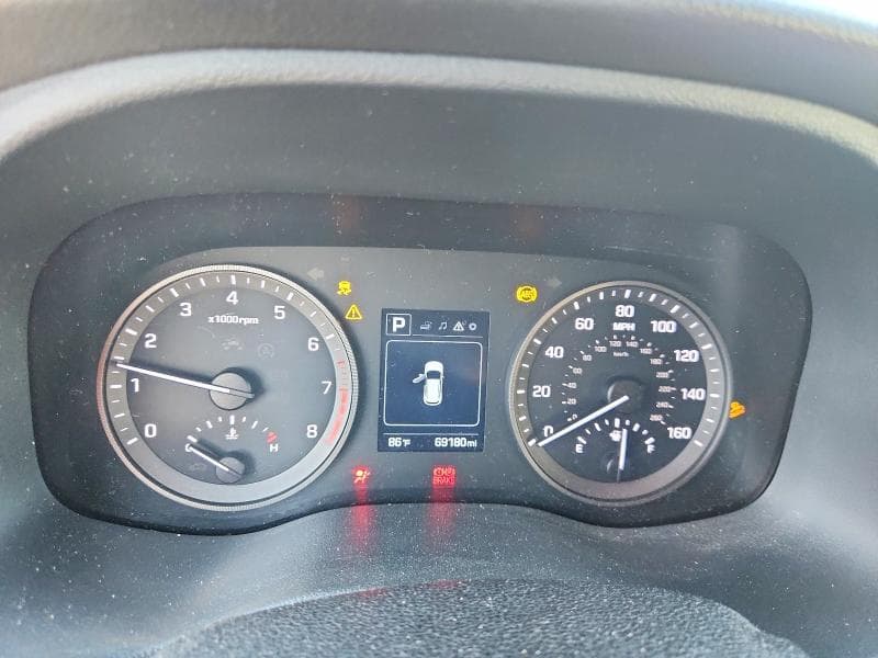2017 HYUNDAI TUCSON SE 9