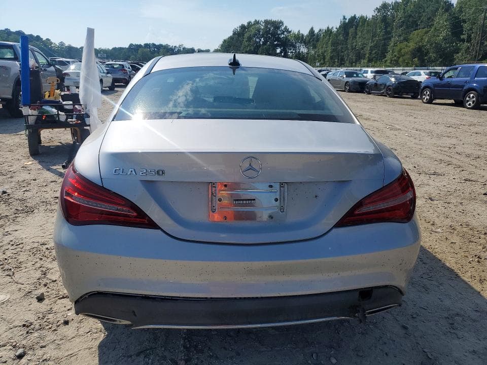 2019 MERCEDES-BENZ CLA 250 6