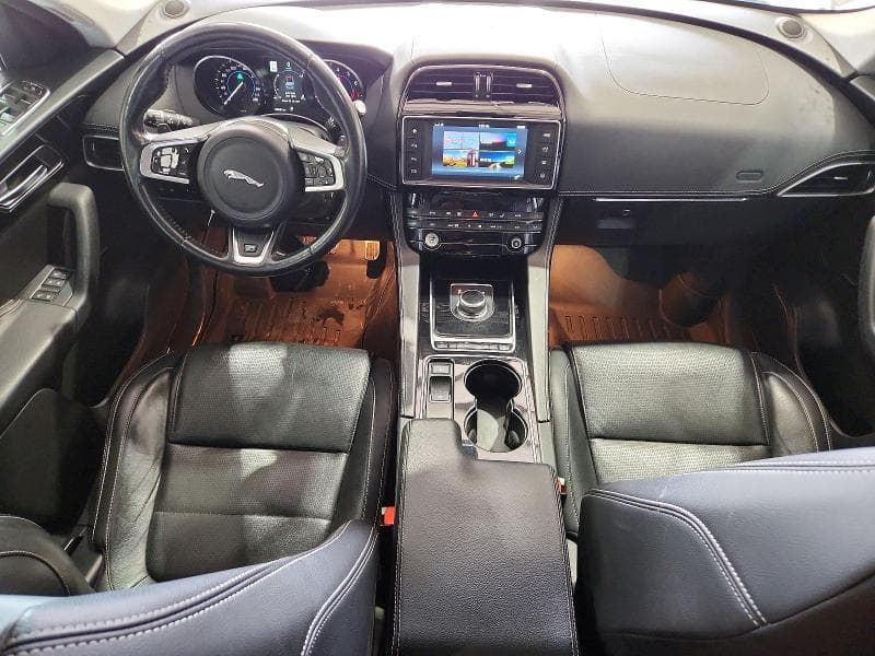 2017 JAGUAR F-PACE R - SPORT 8