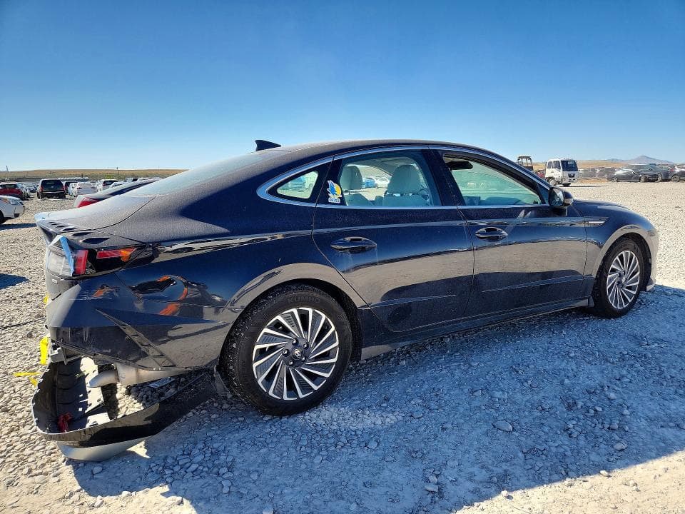 2025 HYUNDAI SONATA HYBRID SEL 3