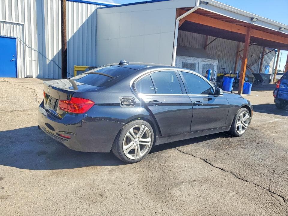 2017 BMW 330 XI 3