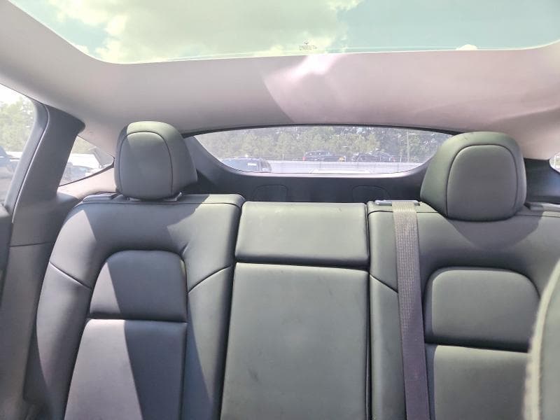 2021 TESLA MODEL Y 10
