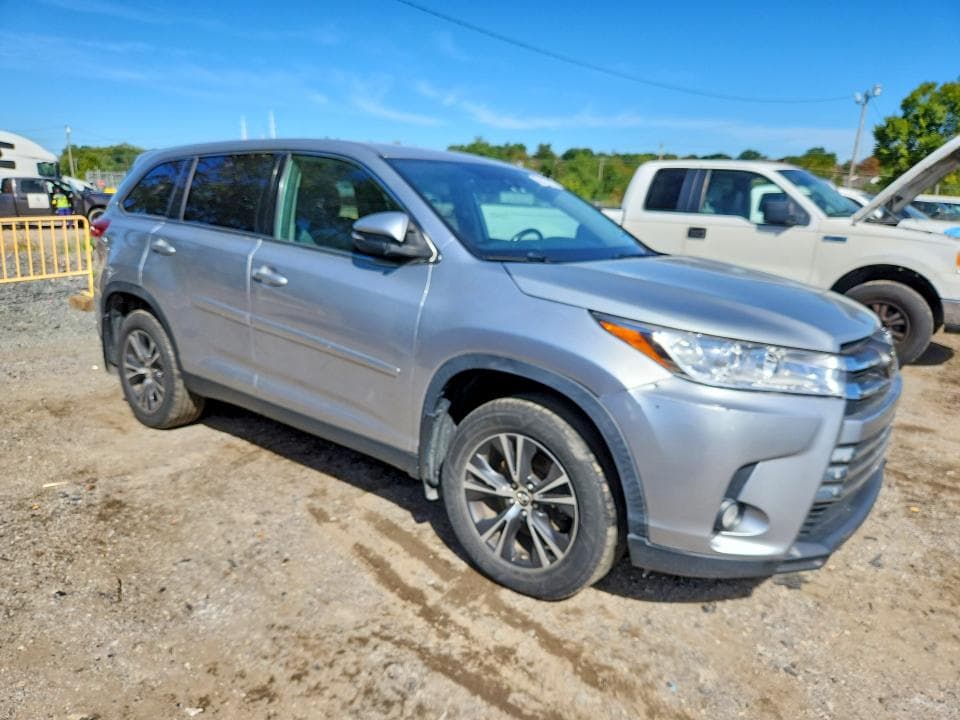 2019 TOYOTA HIGHLANDER LE PLUS 4