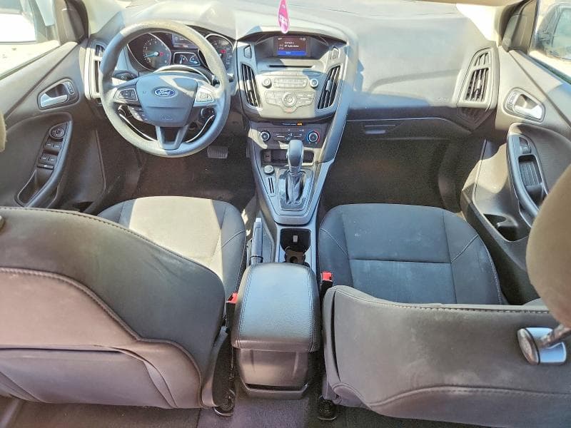 2017 FORD FOCUS SE 8