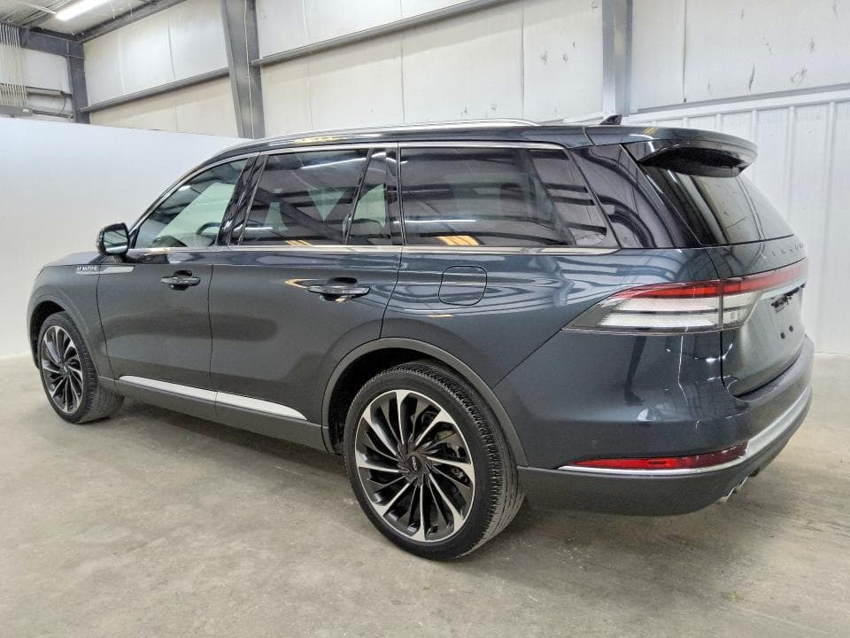 2023 LINCOLN AVIATOR RESERVE 2