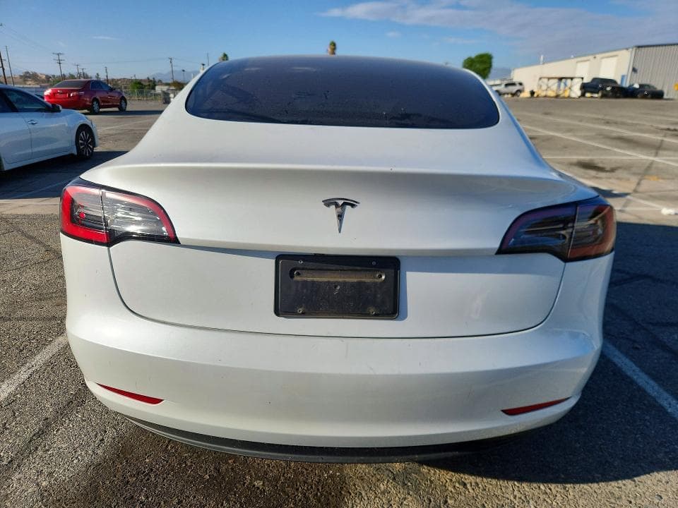 2023 TESLA MODEL 3 6