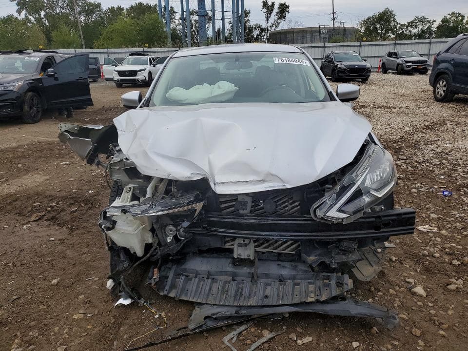 2019 NISSAN SENTRA SV 5
