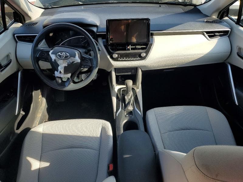 2023 TOYOTA COROLLA CROSS L 8