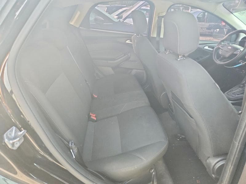 2018 FORD FOCUS SE 10