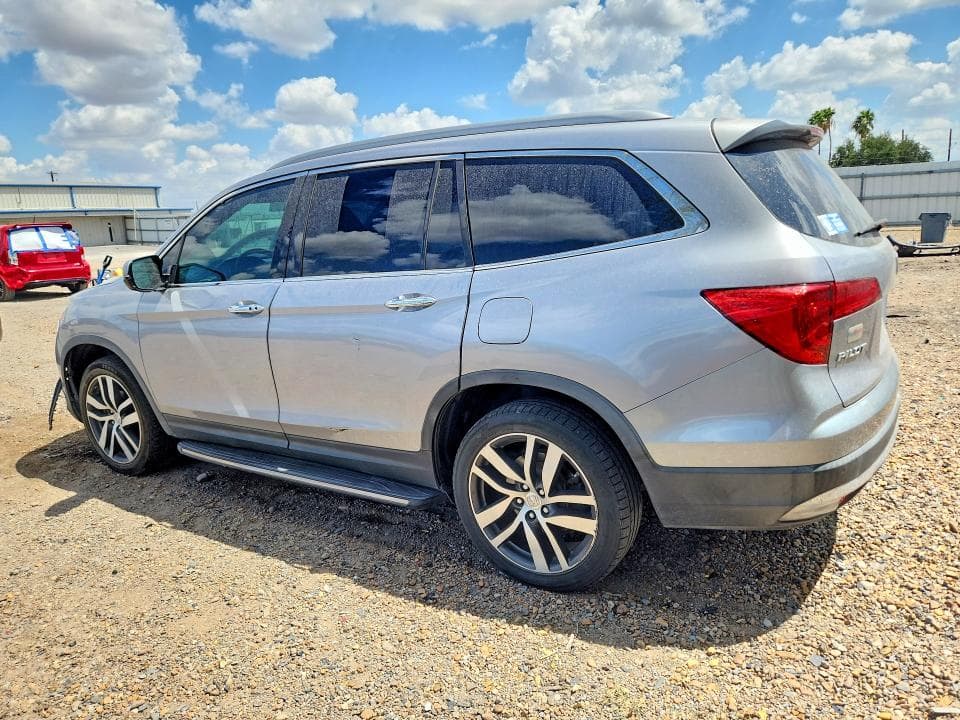 2017 HONDA PILOT ELITE 2