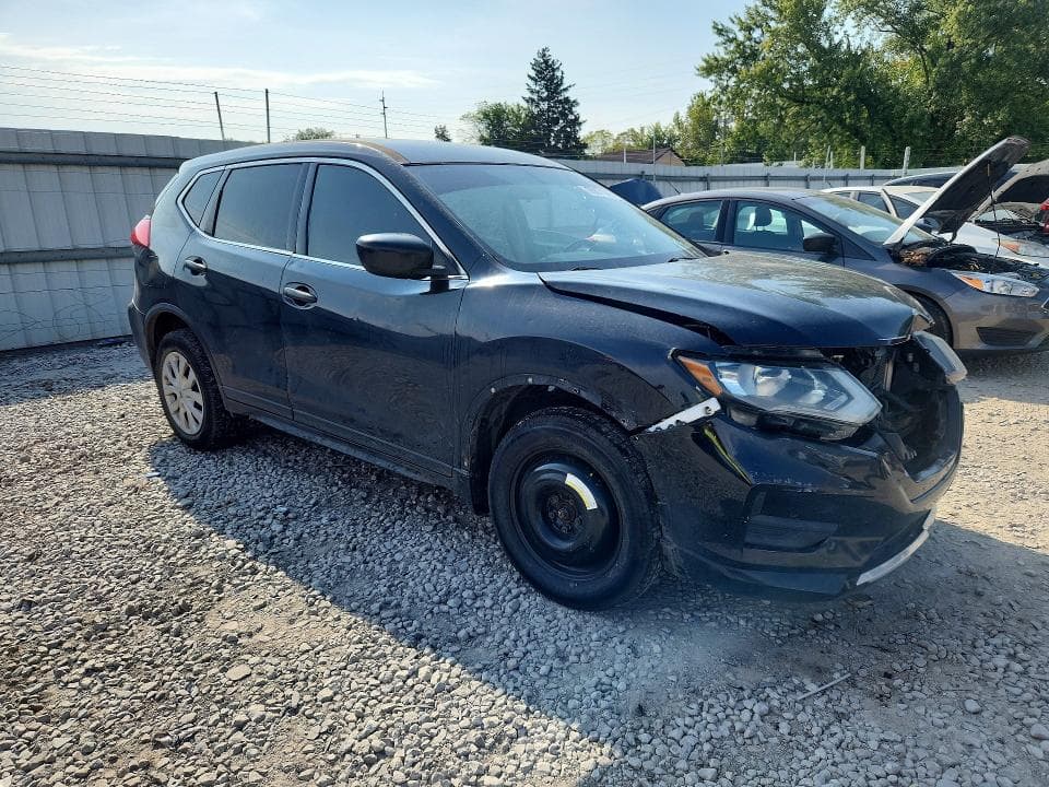 2017 NISSAN ROGUE S 4
