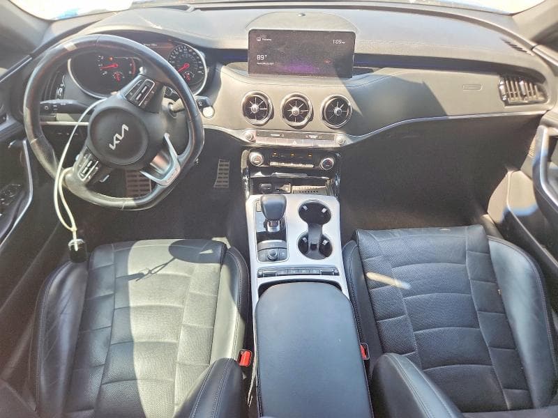 2022 KIA STINGER GT2 8