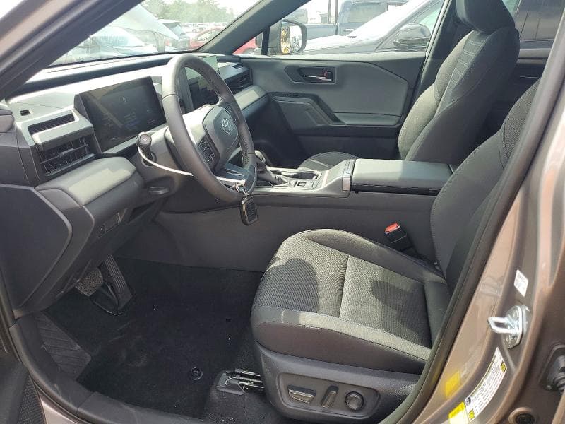 2026 TOYOTA RAV4 SE 7