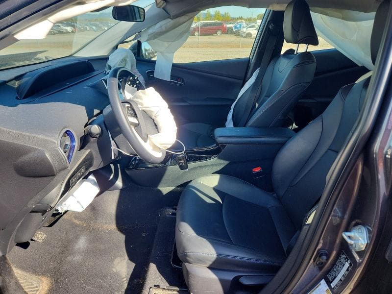 2017 TOYOTA PRIUS THREE TOURING 7