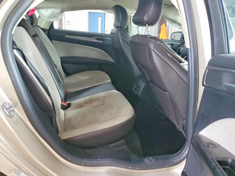 2019 FORD FUSION SE 10