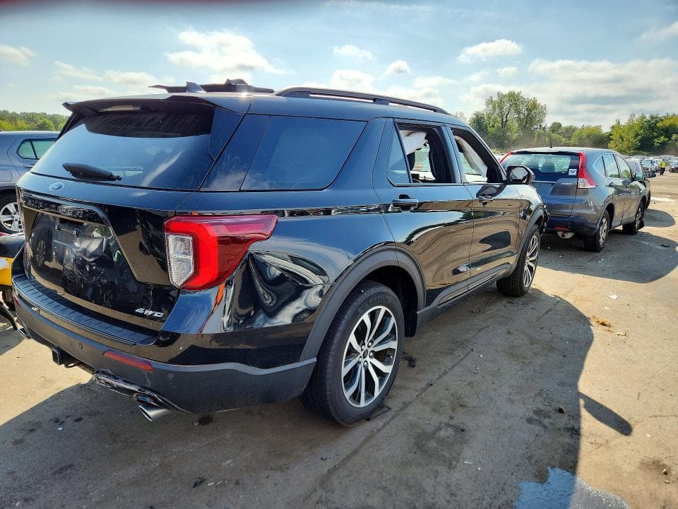 2023 FORD EXPLORER ST-LINE 3