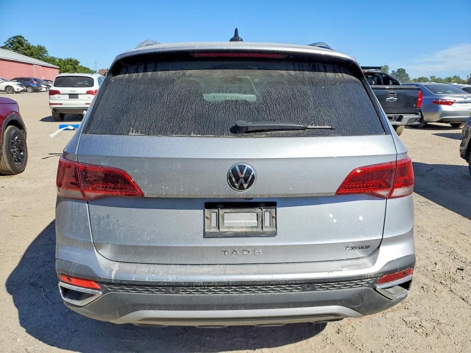 2022 VOLKSWAGEN TAOS SEL 6