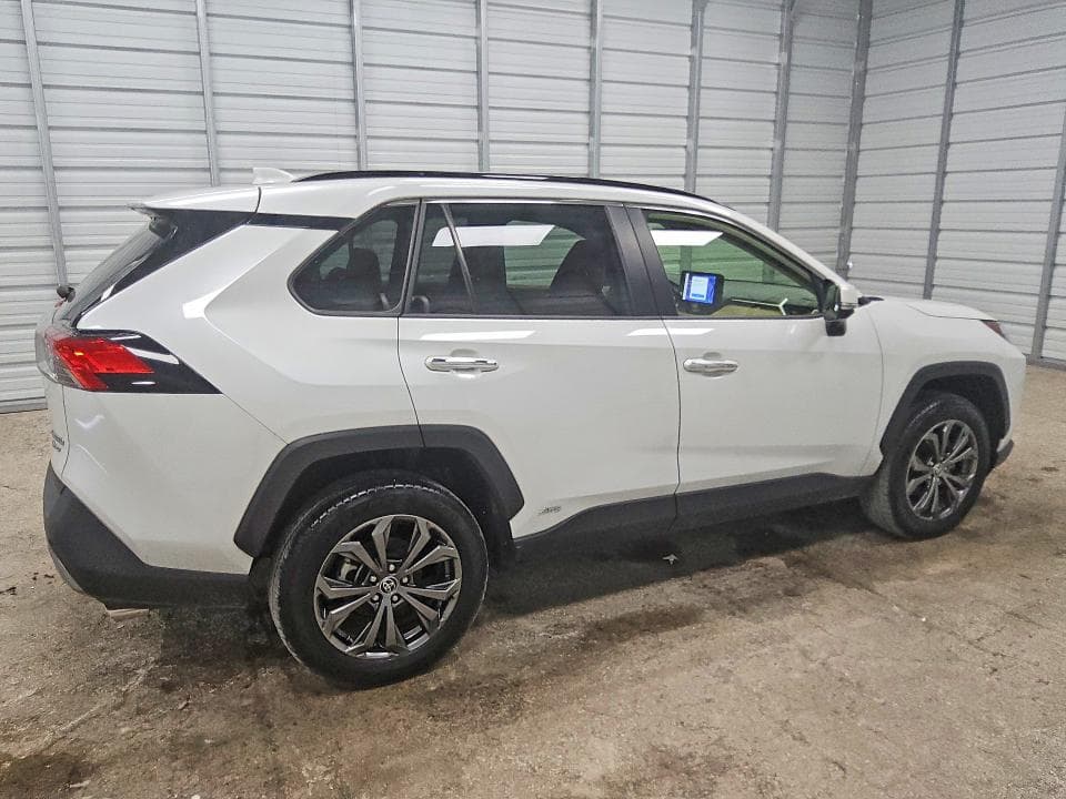 2025 TOYOTA RAV4 LIMITED 3