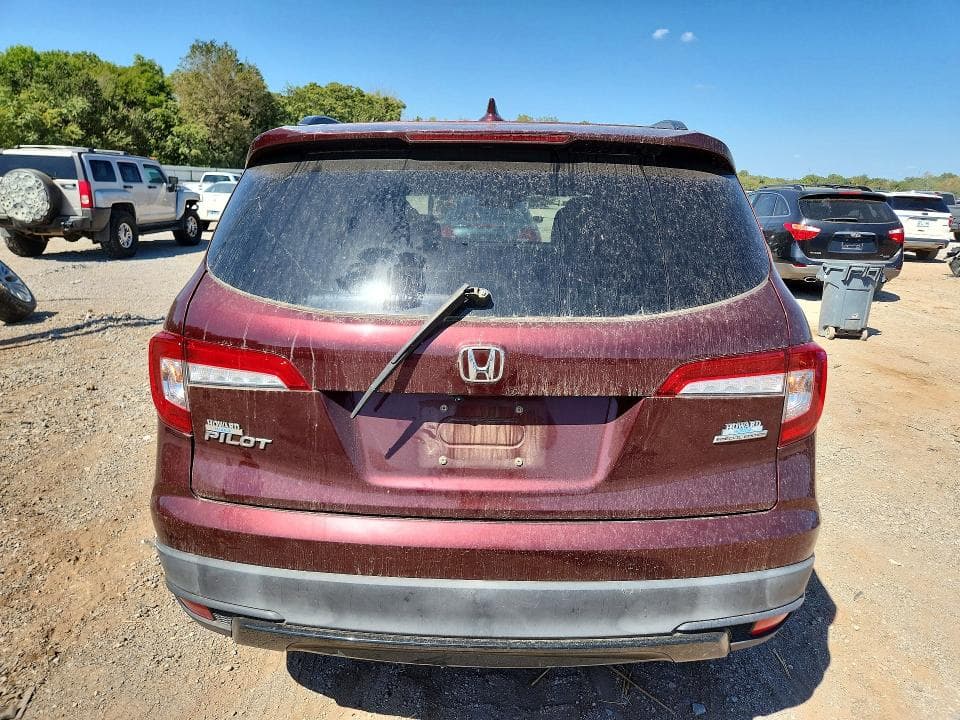 2022 HONDA PILOT SE 6