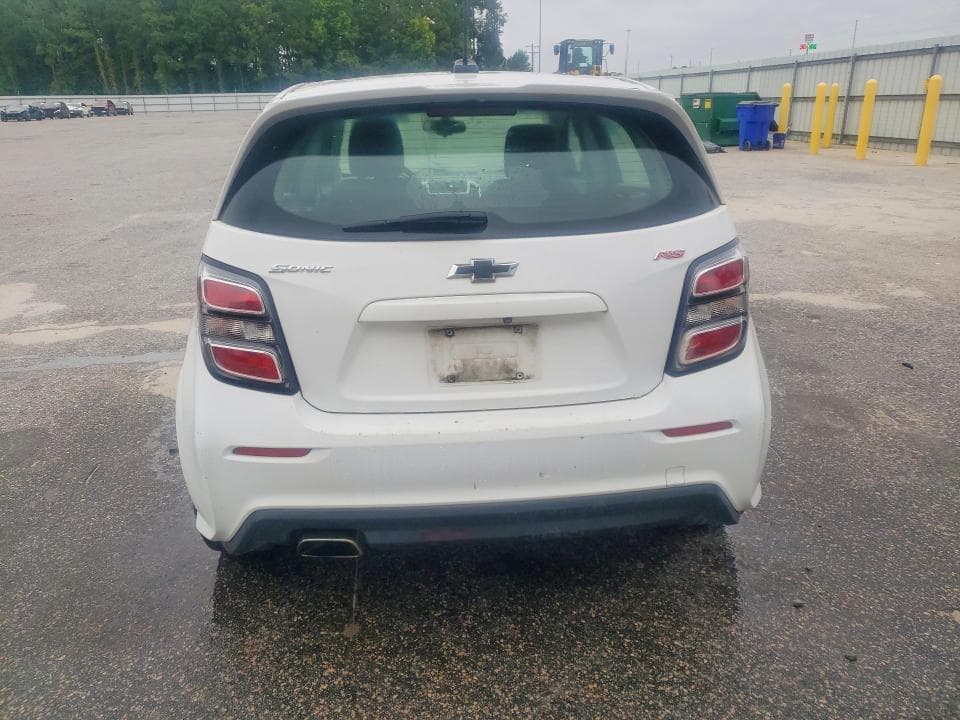 2019 CHEVROLET SONIC LT 6