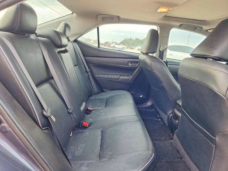 2018 TOYOTA COROLLA XLE 10