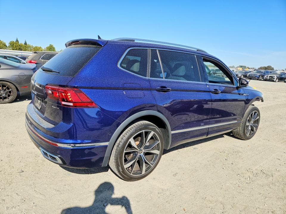 2022 VOLKSWAGEN TIGUAN SEL R-LINE 3