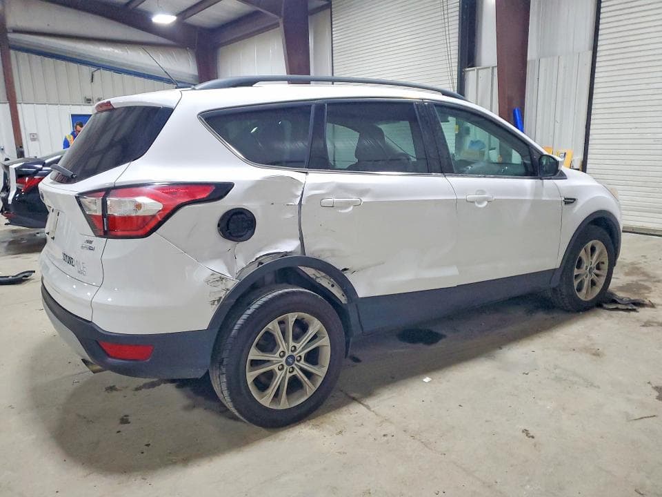 2018 FORD ESCAPE SE 3