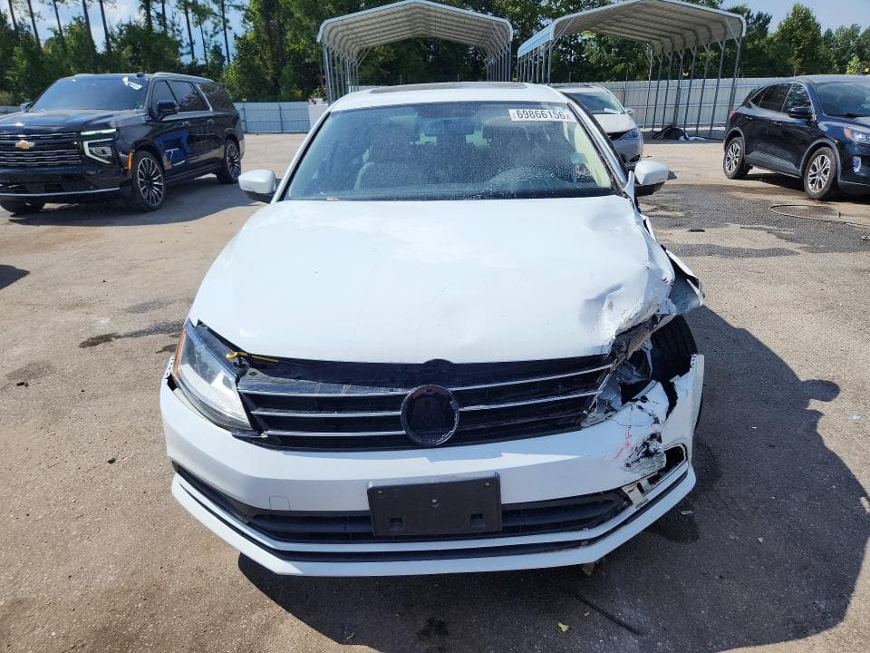 2017 VOLKSWAGEN JETTA SE 5