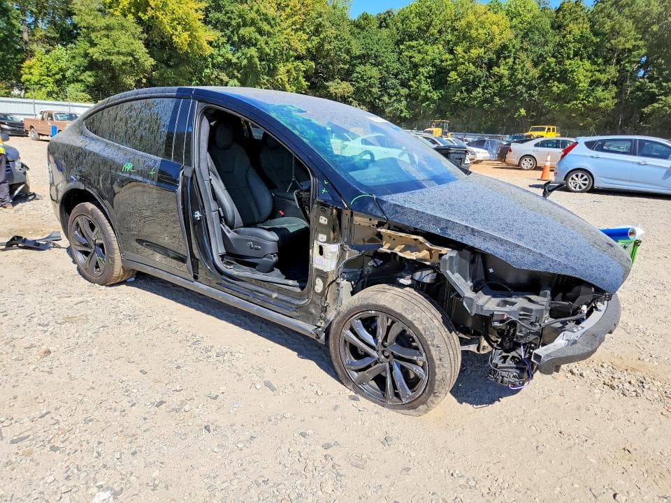 2026 TESLA MODEL X 4