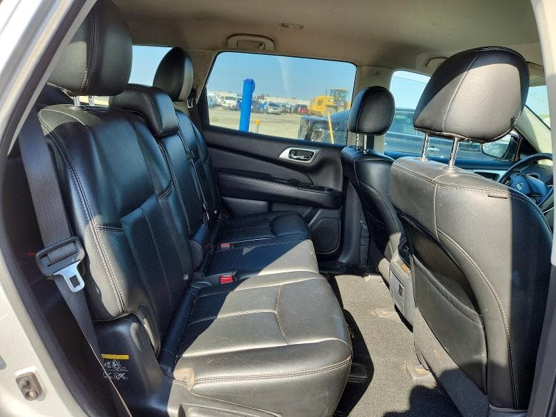 2017 NISSAN PATHFINDER SL 11