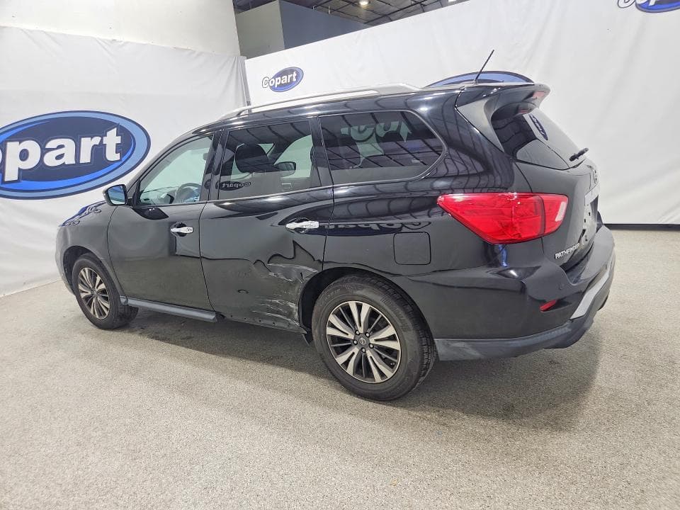 2018 NISSAN PATHFINDER SV 2