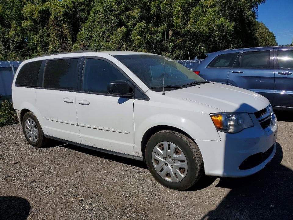 2017 DODGE GRAND CARAVAN SE 4