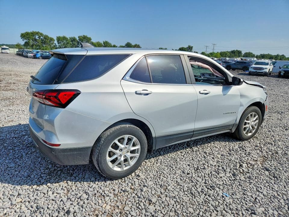 2022 CHEVROLET EQUINOX LT 3