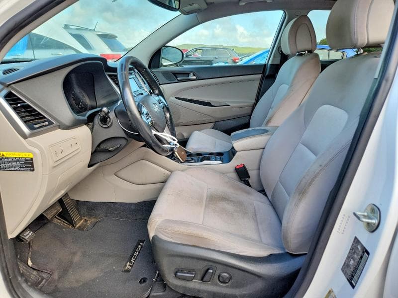 2017 HYUNDAI TUCSON VALUE 7