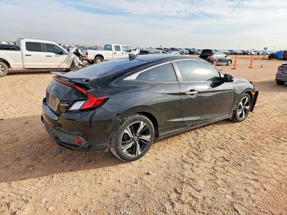 2017 HONDA CIVIC TOURING 3