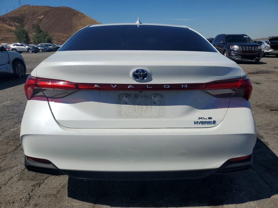 2020 TOYOTA AVALON XLE 6