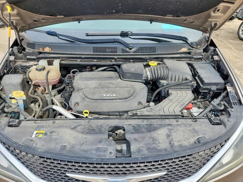 2018 CHRYSLER PACIFICA TOURING L PLUS 12