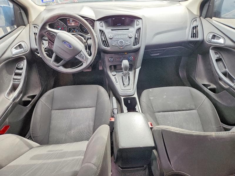 2017 FORD FOCUS SE 8