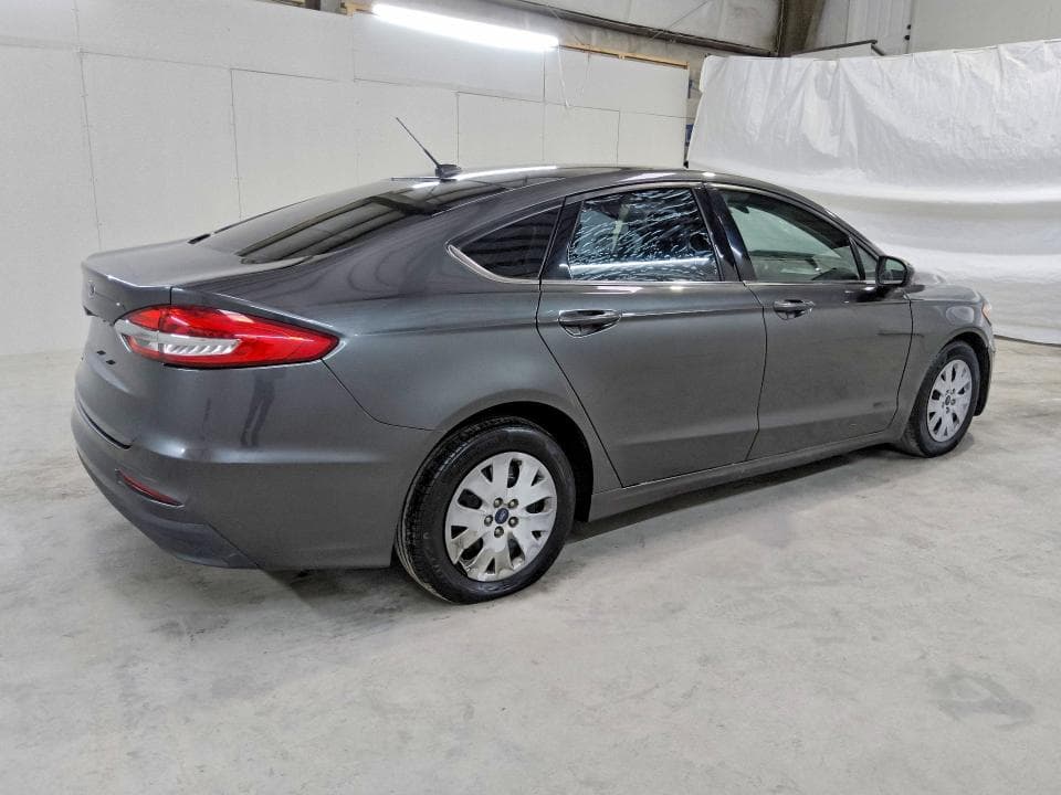2019 FORD FUSION S 3