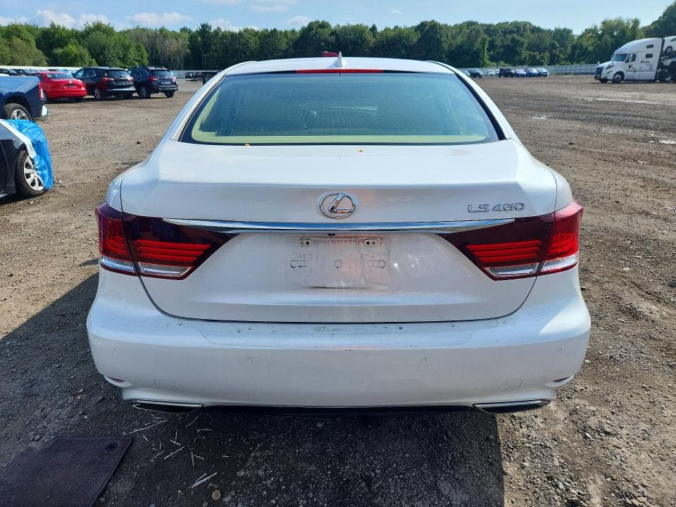 2017 LEXUS LS 460 6