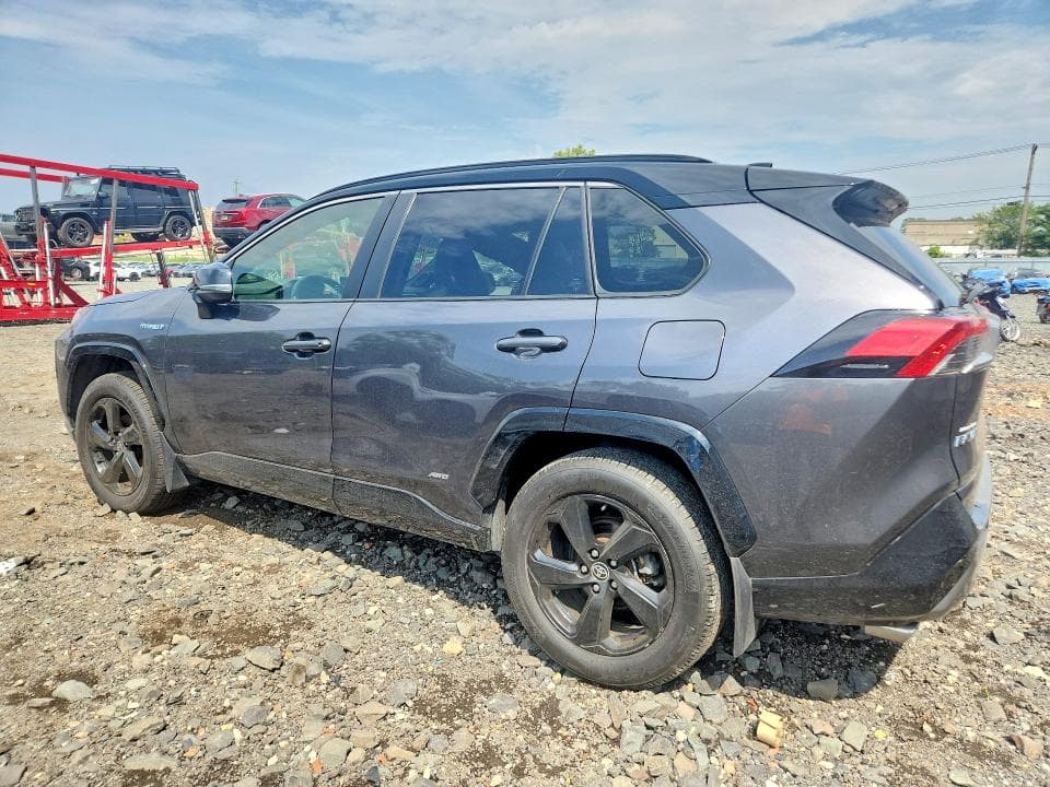 2020 TOYOTA RAV4 XSE 2
