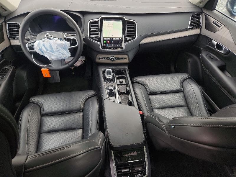 2024 VOLVO XC90 ULTIMATE 8