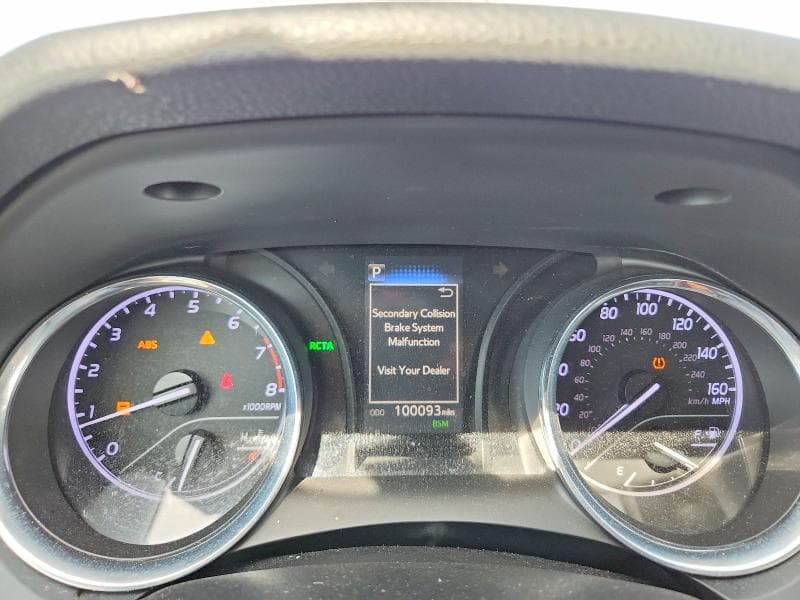 2019 TOYOTA CAMRY LE 9