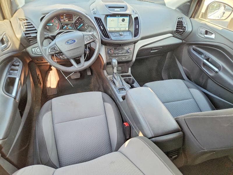 2017 FORD ESCAPE SE 8